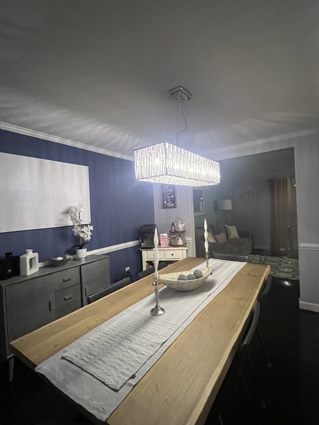 Foto del edificio - 1318 Mulberry Ct