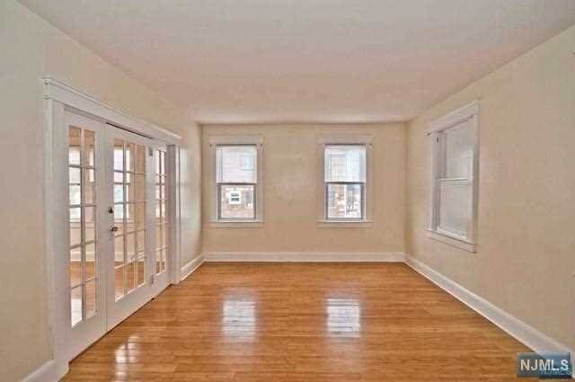 Foto principal - 54 E Ruby Ave
