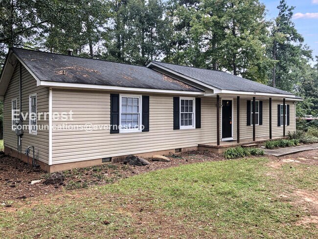 Foto del edificio - 540 Oglesby Bridge Rd SE