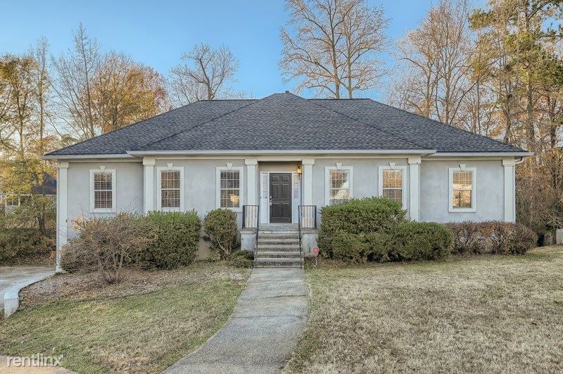 9235 Raleigh Way, Douglasville, GA 30135