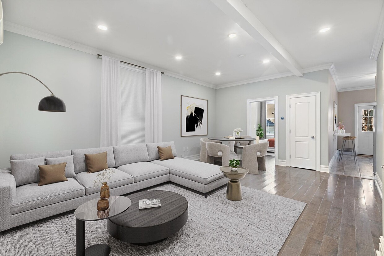 Foto principal - 104 Oak St
