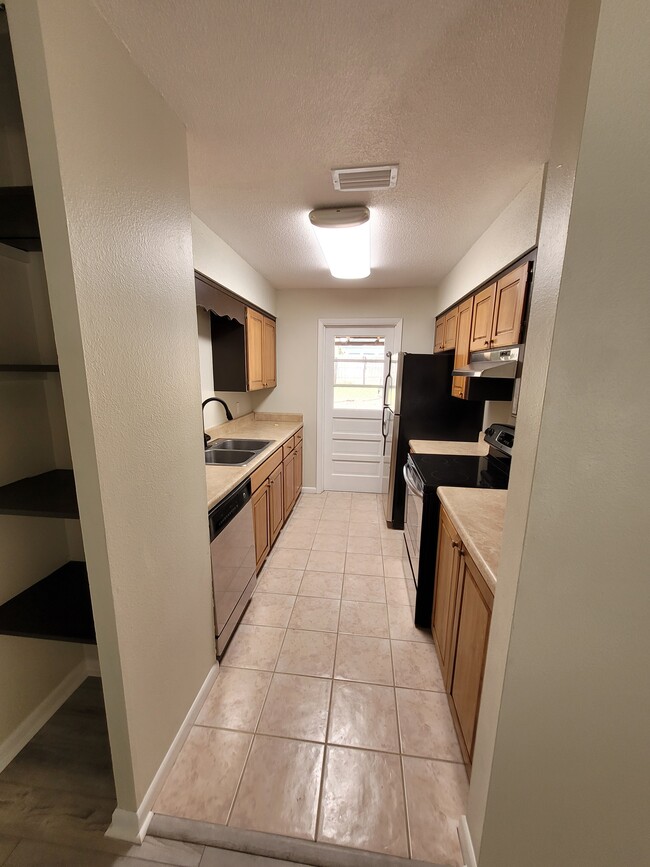 Foto del edificio - 1151 NW Ashley St