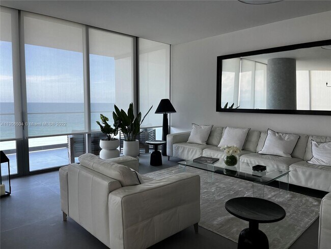 Building Photo - 2000 S Ocean Dr
