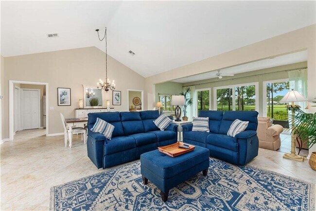 Foto del edificio - 12813 NW Cinnamon Way