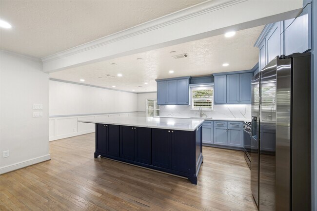 Foto del edificio - 855 Judiway St