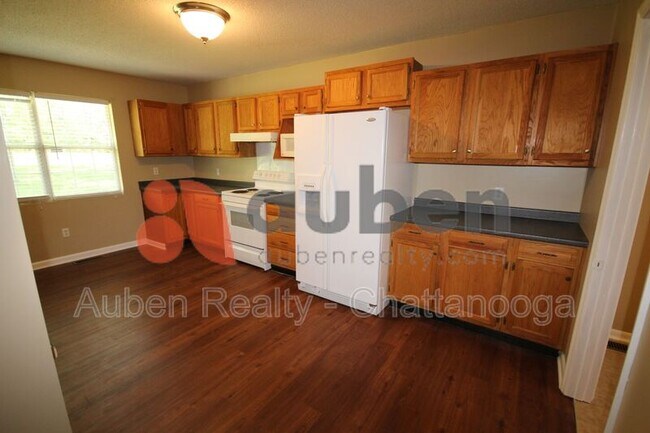 Foto del edificio - 6250 W Highway 136