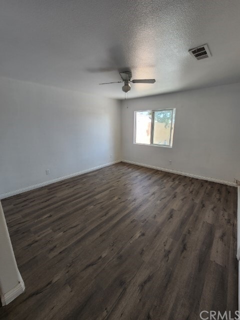 Foto del edificio - 1507 E Gage Ave