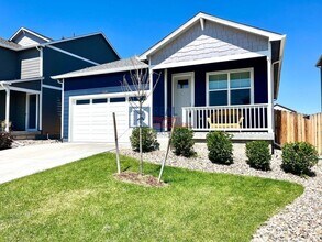 Building Photo - 10176 Castor Dr