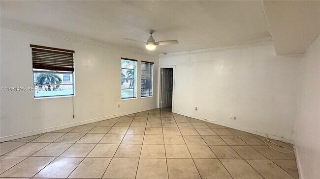 Foto del edificio - 1559 Michigan Ave