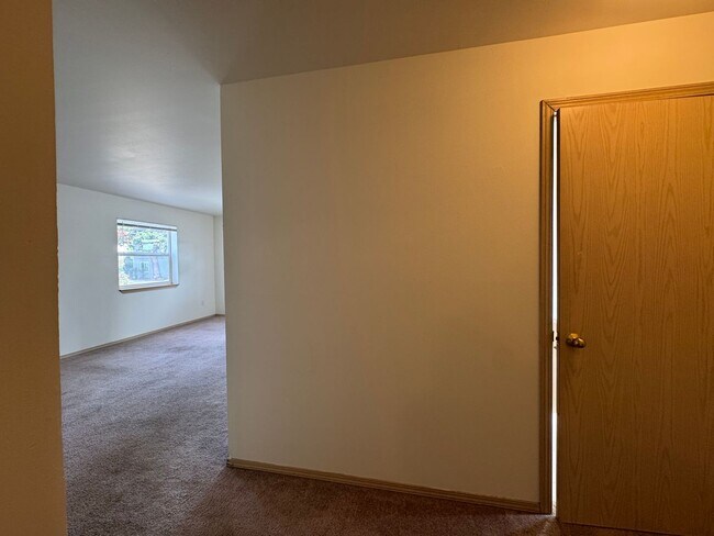 Foto del edificio - 2 Bed 1.5 Bath unit in Lettered Streets Neighborhood
