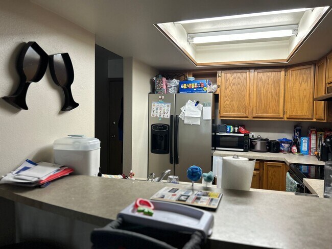 Foto del edificio - Century 21 Gold Rush - 3 bed, 2 bath (Fair...