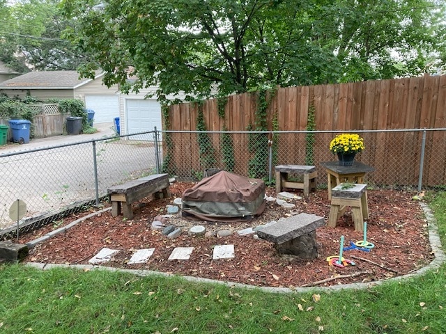 Building Photo - 4444 Cedar Ave S