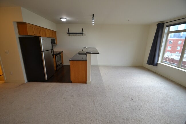 Photo - 1620 Belmont Ave Townhome