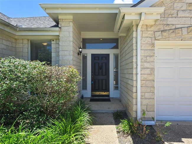 Building Photo - 7005 Rambollet Terrace