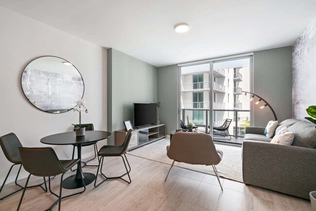 Building Photo - 3900 Biscayne Blvd