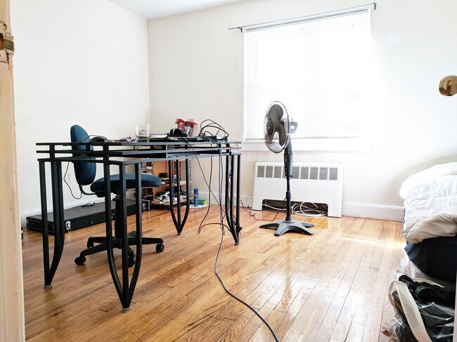 Foto del edificio - 23 Heath St