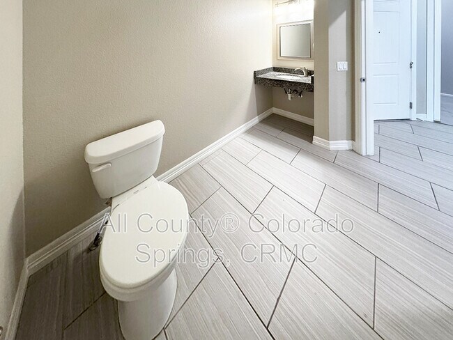 Foto del edificio - 779 Brambleberry Hts
