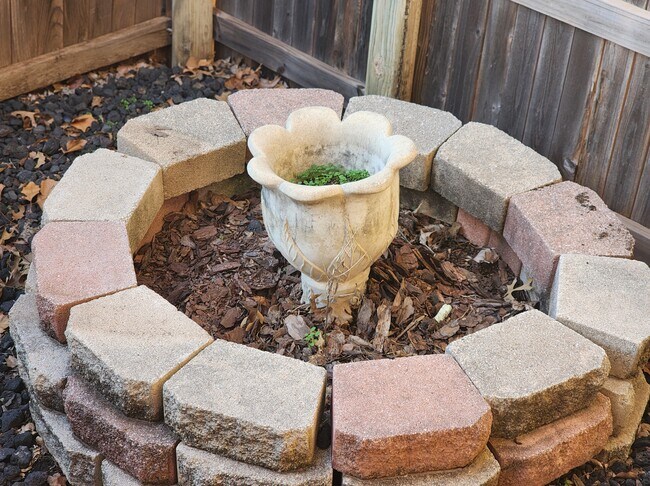 Building Photo - 14427 N Pennsylvania Ave