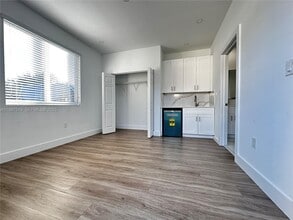 Building Photo - 2931 NW 57th St