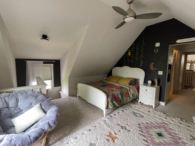 Dormitorio del tercer piso - 3568 N Cramer St