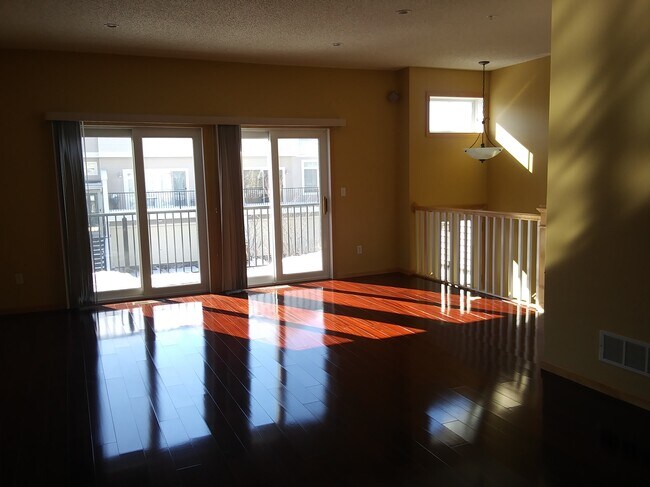 Foto del edificio - 7618 Parkridge Way
