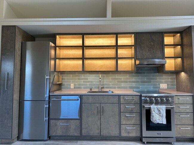 Foto del edificio - 542 Bellevue St