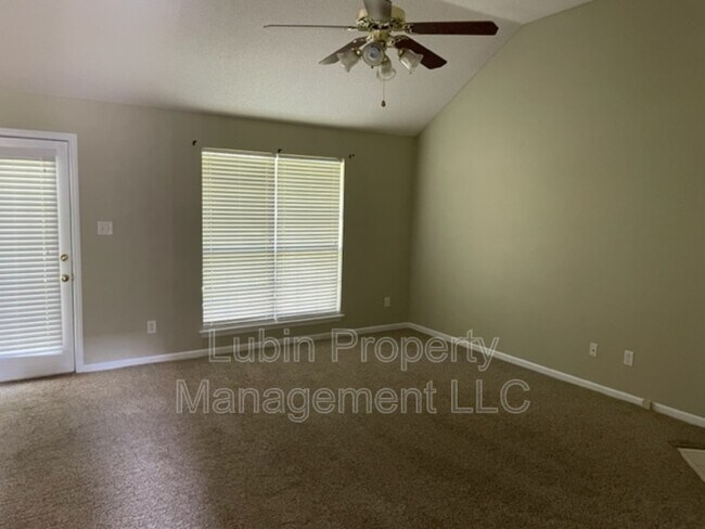 Foto del edificio - 3752 Richbrook Dr