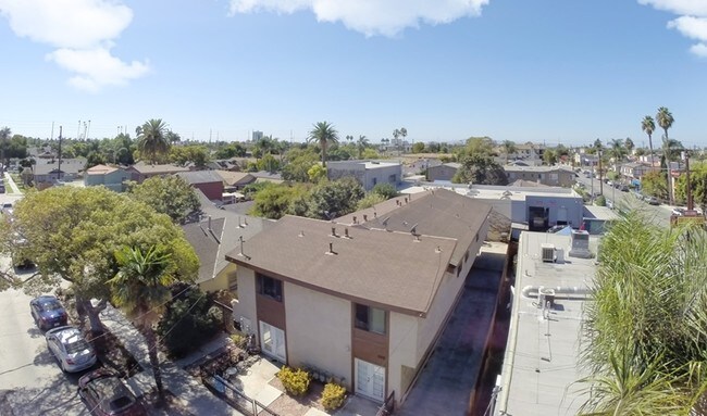 Foto del edificio - 391 Grand Ave