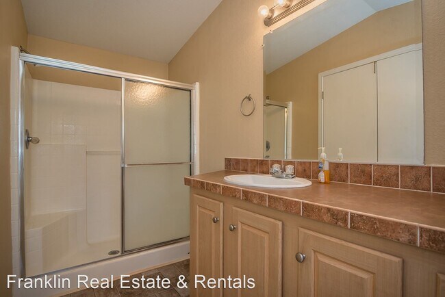Foto del edificio - 2 br, 2 bath House - 3995 Old Creek Road