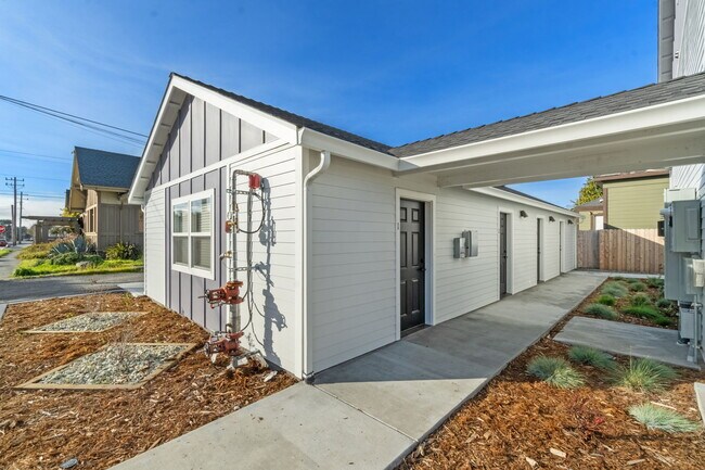 Foto del edificio - 721-711 11th St