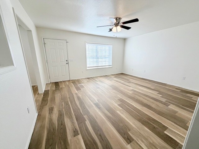 Foto del edificio - 506 Cormay Ct