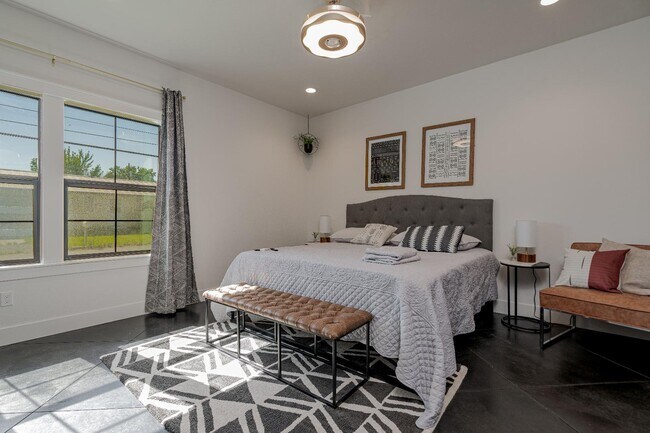 Foto del edificio - 3710 Grant Loop