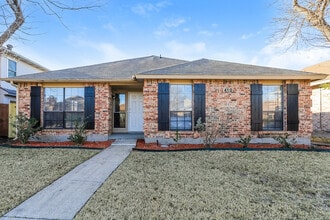 Building Photo - 410 Wellington Dr