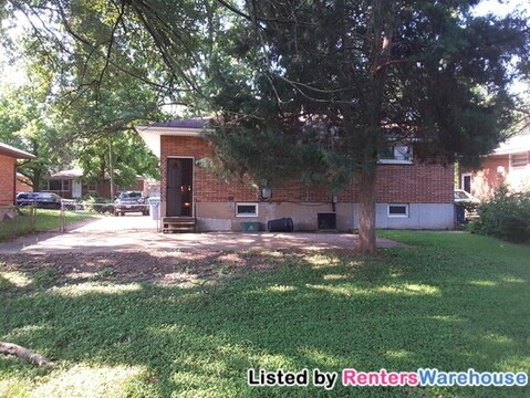 Building Photo - 9119 Bessemer Ave