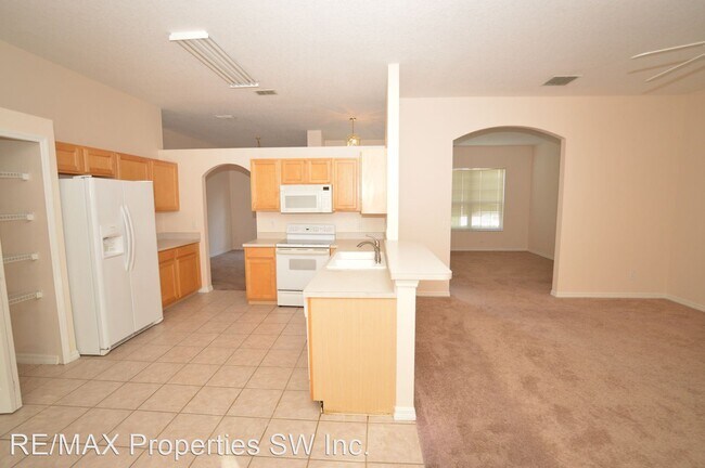 Building Photo - 3 br, 2 bath House - 2061 Applegate Drive