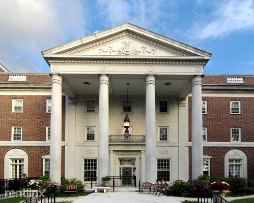 Foto del edificio - 843 N Water St