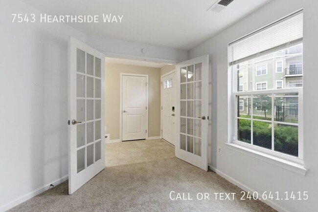 Foto del edificio - 7543 Hearthside Way
