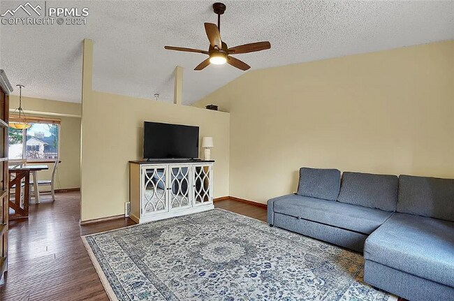 Building Photo - 6910 Churchwood Cir