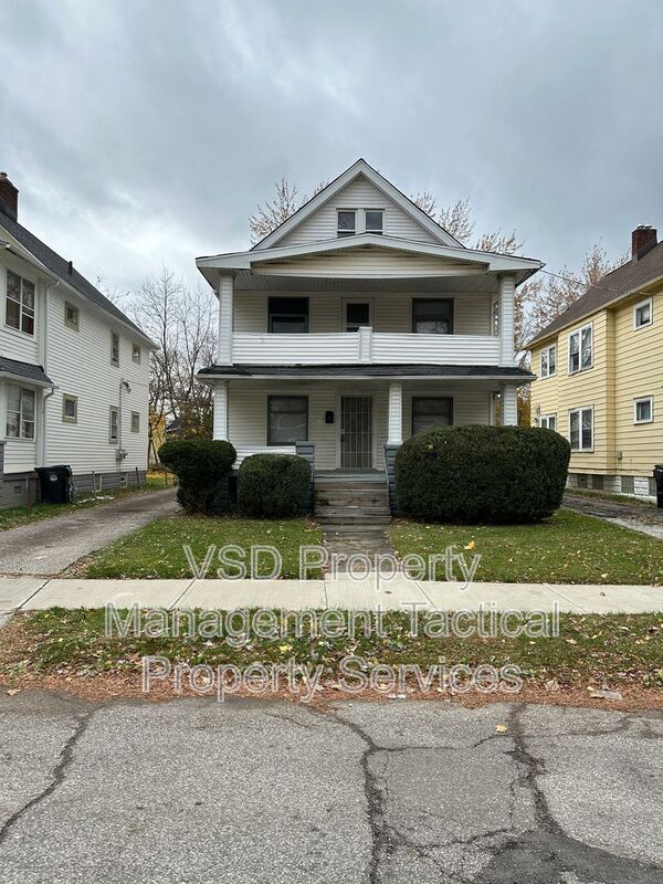 Primary Photo - 4024 E 143rd St