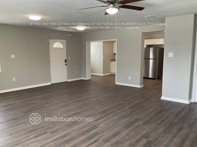 Building Photo - 5603 Santa Monica Dr