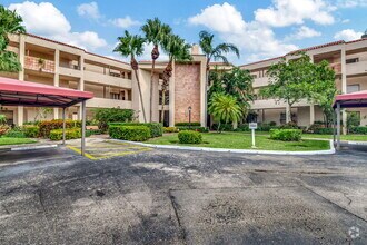 Building Photo - 7460 La Paz Blvd