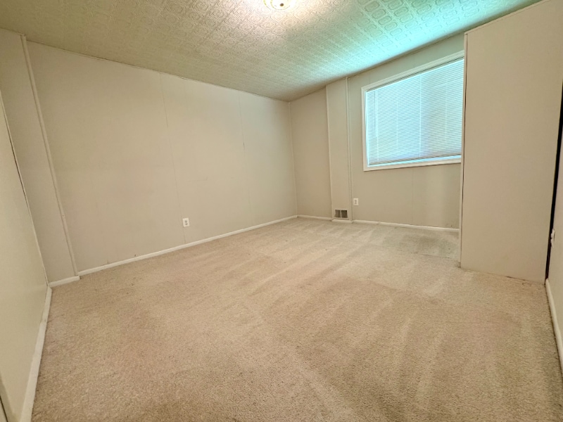 Building Photo - 5530 Q