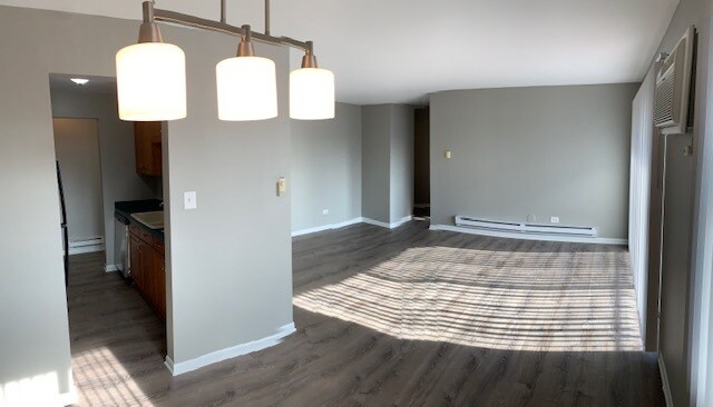 Foto principal - 11810 S Komensky Ave
