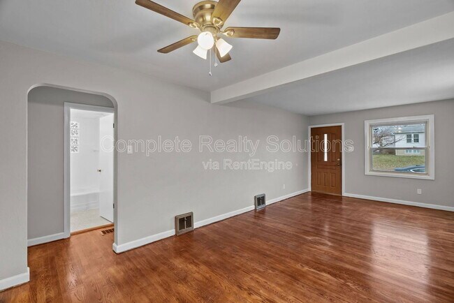 Foto del edificio - 2104 Lexa Dr