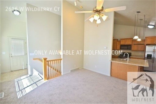 Building Photo - No Security Deposit Option! Stunning 4 Bed...