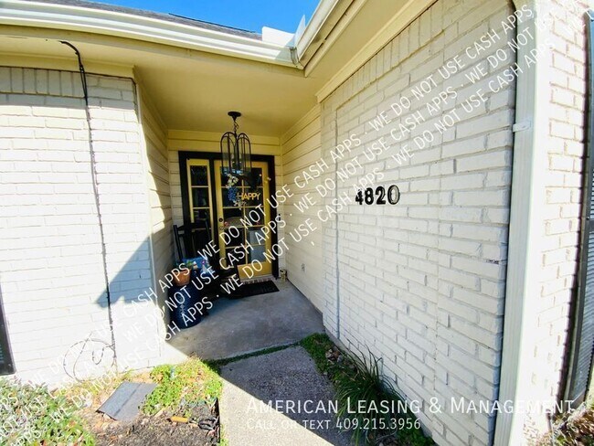 Foto del edificio - 4820 Edgewood Ln