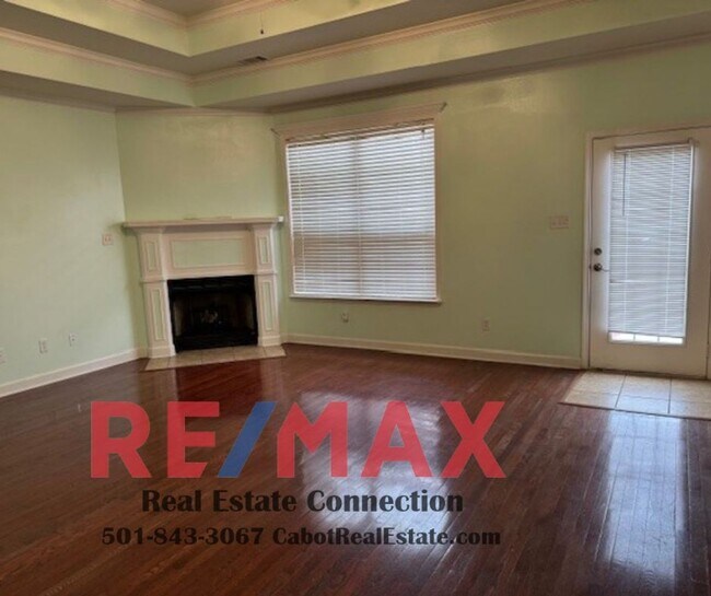 Building Photo - 4 Bedroom/2 Bath Plus Office
