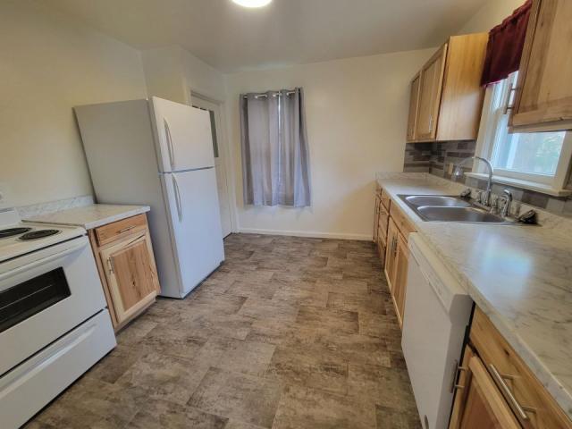 Foto del edificio - 3 bedroom in Billings MT 59102