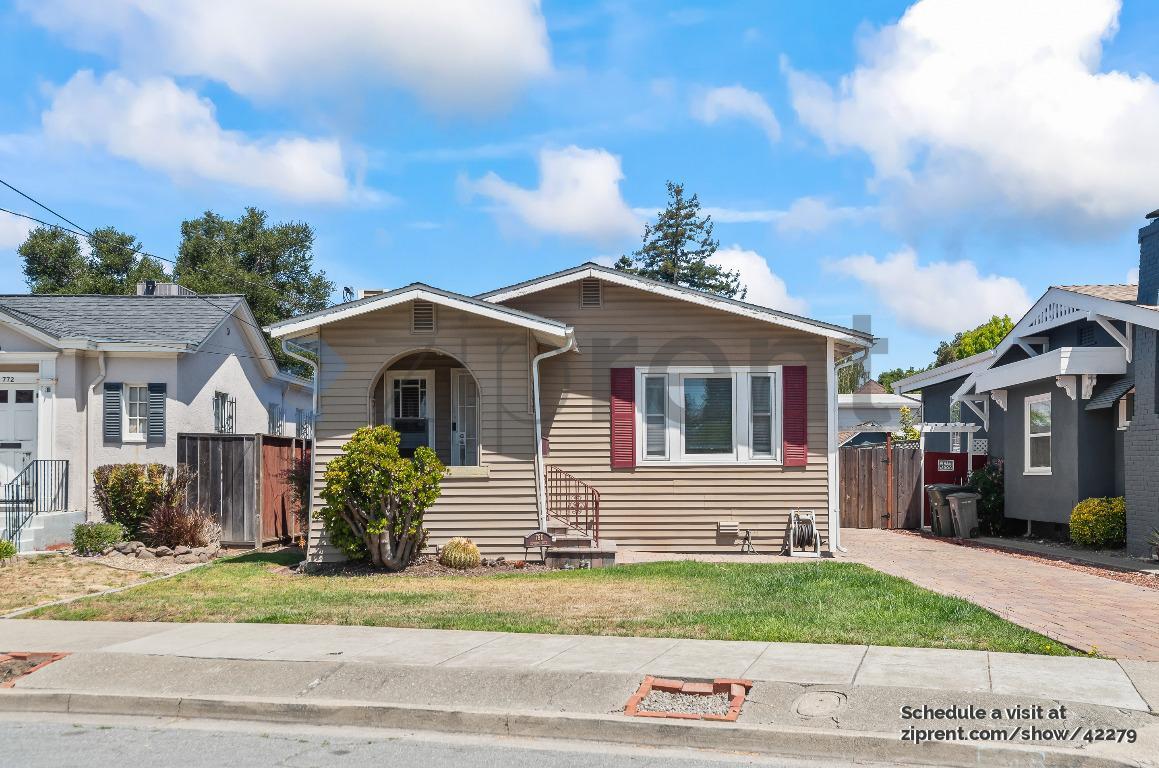 Primary Photo - 780 Dowling Blvd