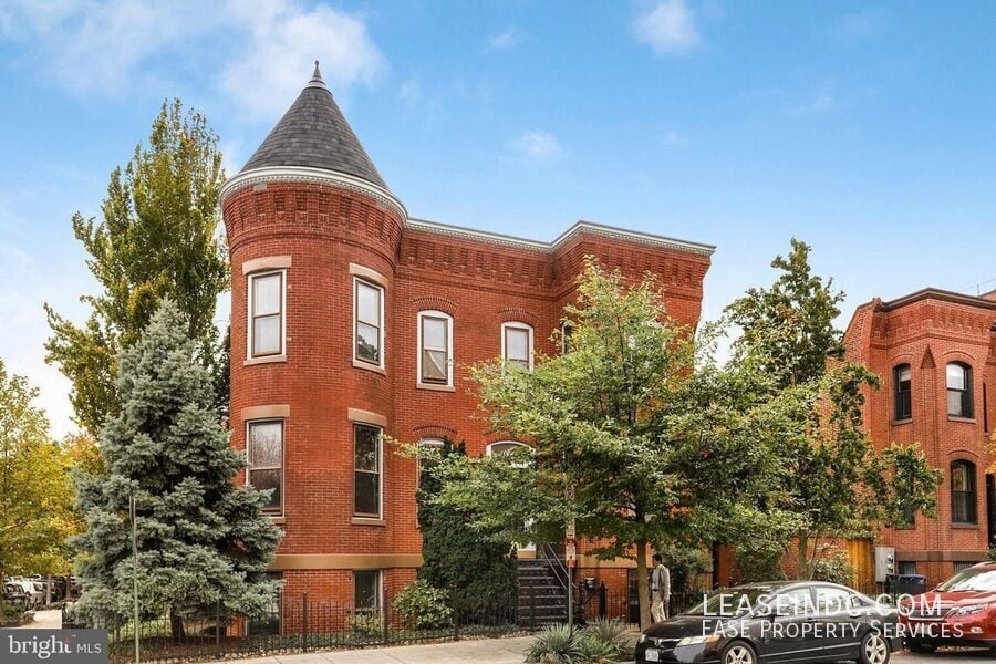 Photo - 1000 N Street NW-#B